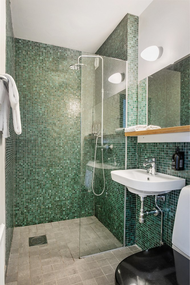 Additional image 5/5 of Mini double room