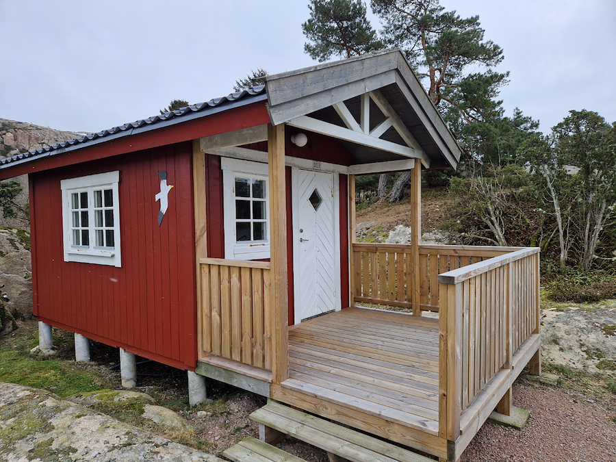 Cottage No. 103 (2 beds, no WC/Shower)