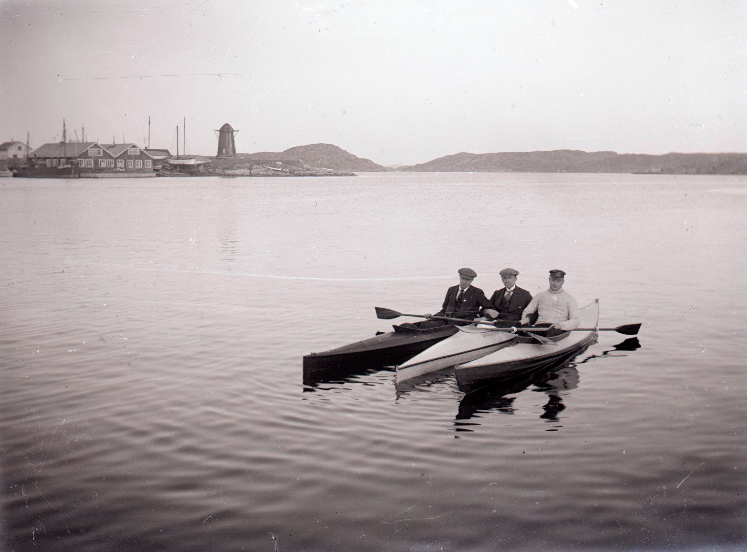 Paddling med kajak, kanot eller SUP