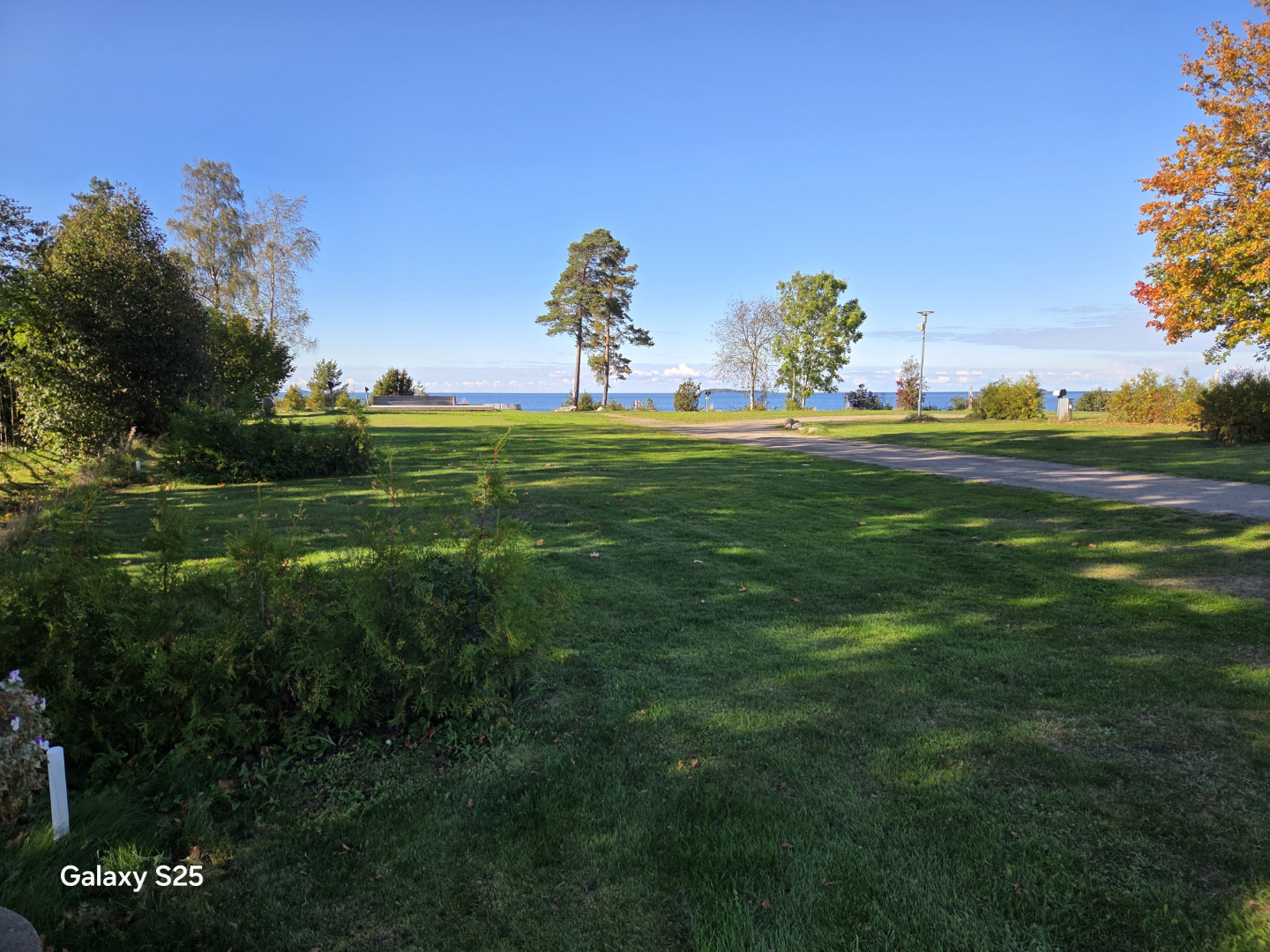 Camping Stellplatz Wohnwagen/Wohnmobil 90–110 qm inkl. Strom (Gelb Zone)