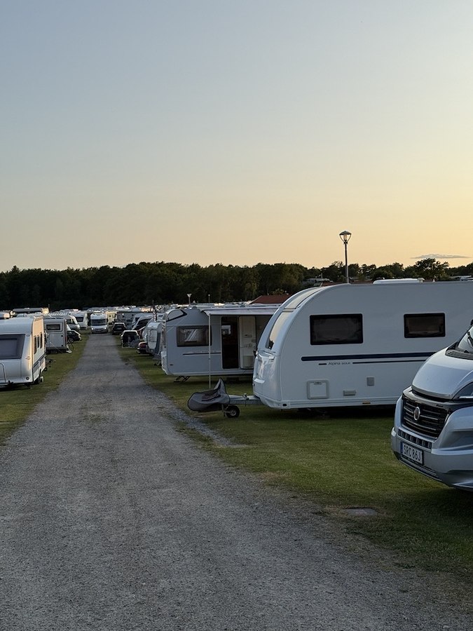 Camping plot incl. electricity - max 7 m (Grass)