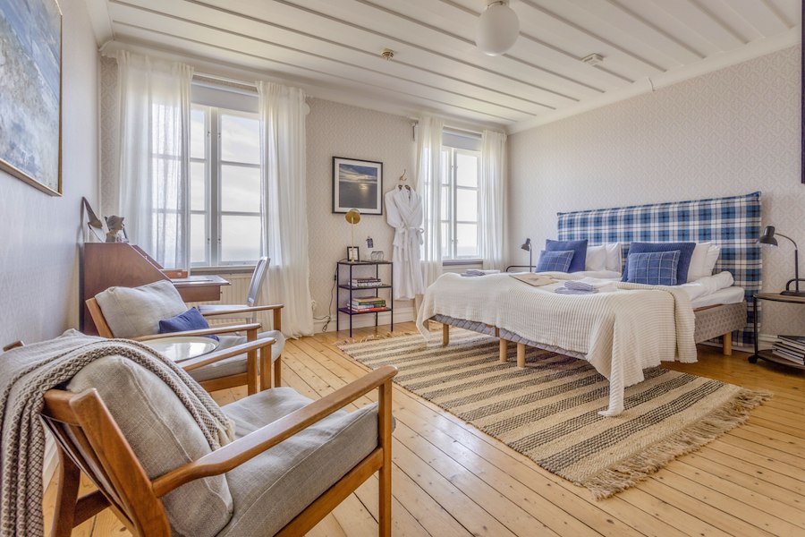 Lighthouse Master's Home | 1-4 guests