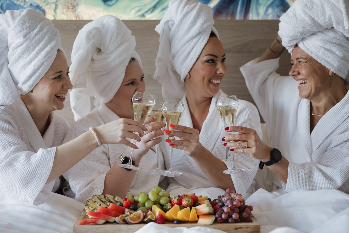 Primärbild av Flash sale, bo 2 nätter betala för 1